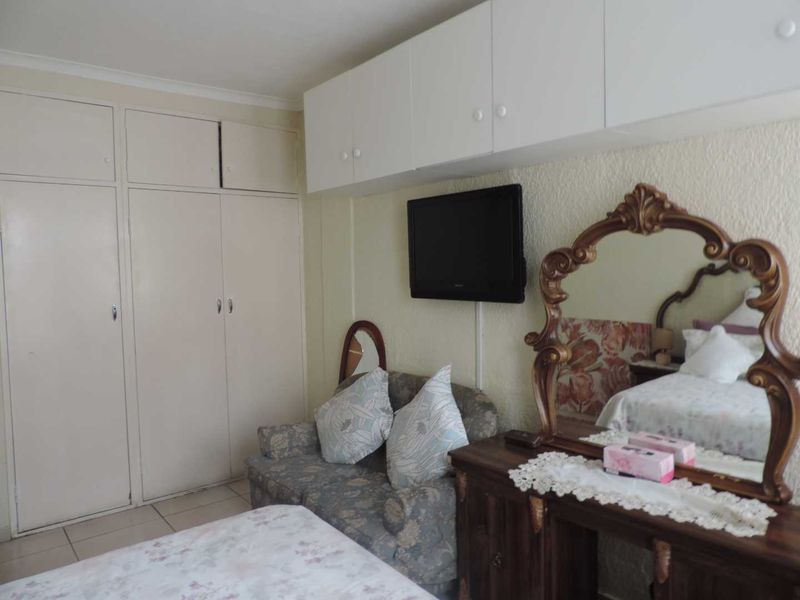 Ground floor townhouse - Photo 6