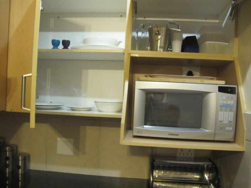 FURNISHED BACHELOR APARTMENT - Photo 7