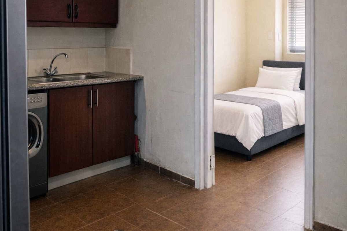 The Liberty 2 Bedroom Furnished Unit - Photo 4