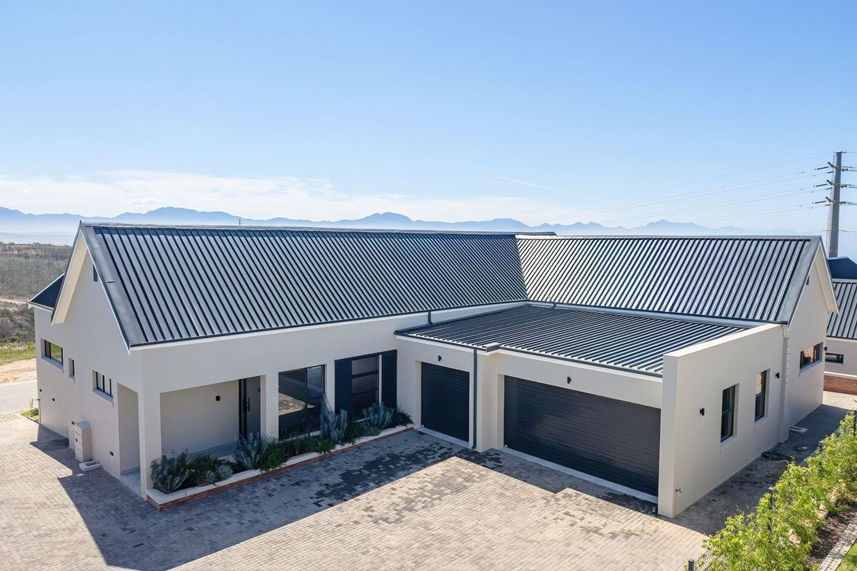 Indulge in coastal elegance at Renosterbos Estate - Photo 4