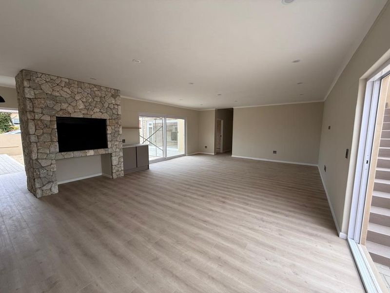 FOR SALE: LUXURY 3-BEDROOM EN-SUITE HOME IN ROSSMUND GOLF ESTATE, NAMIBIA - Photo 7