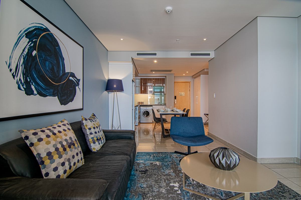 2 BEDROOM 2 BATHROOM - Photo 3