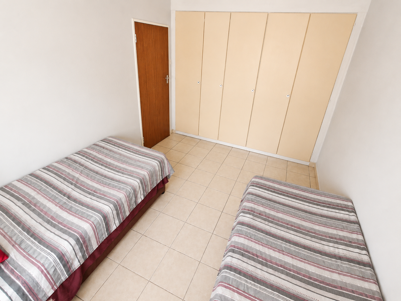 2 bedroom apartment - Photo 9