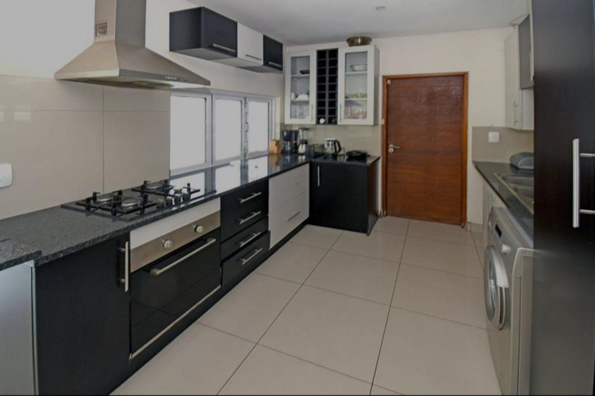 4 Bedroom House to sell!! - Photo 3