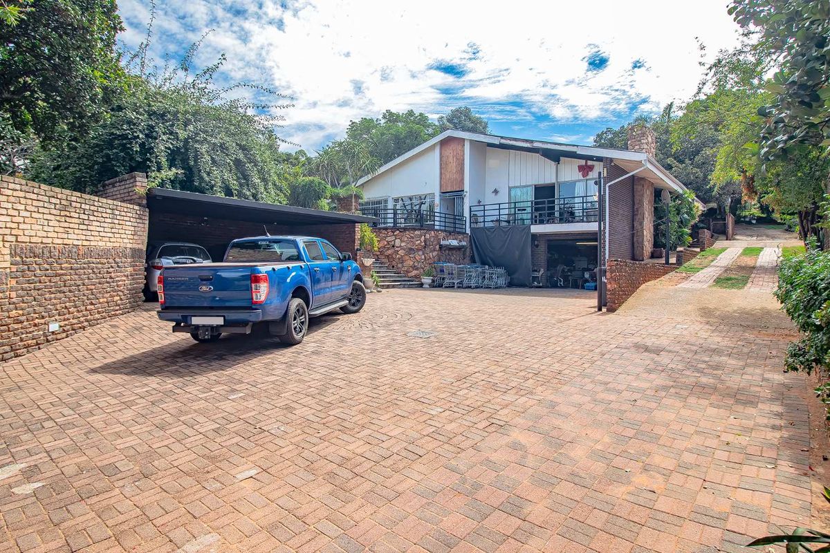 Charm and Possibility... - Photo 3