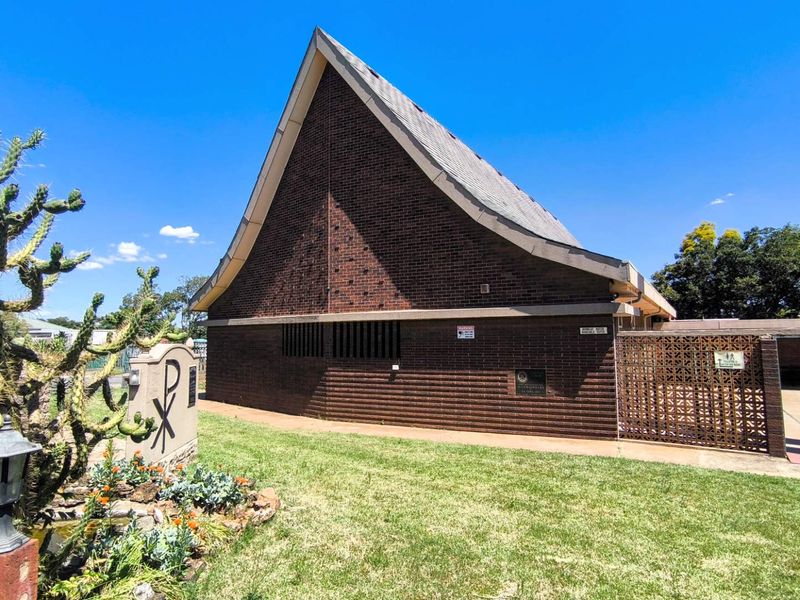 Church building - Photo 2