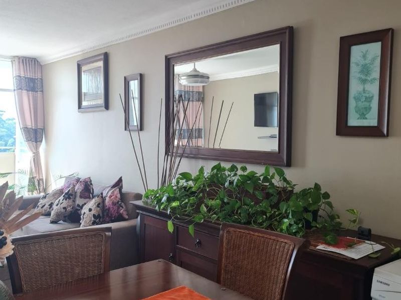 Secure Two-Bedroom Apartment with Scenic Balcony in Pinetown Central - Photo 6