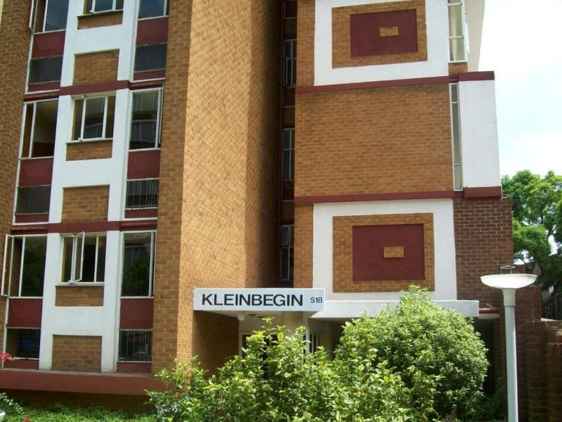 A BACHELOR FLAT TO RENT IN SUNNYSIDE - Photo 4