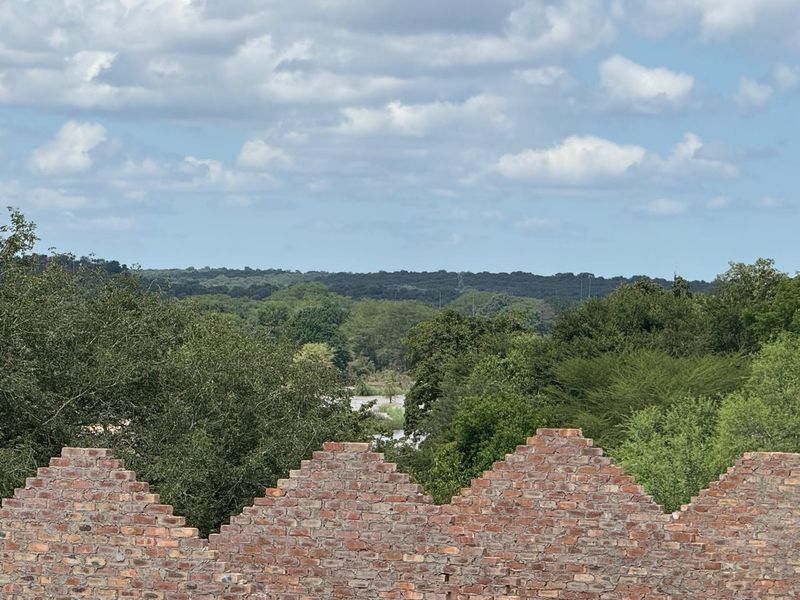 Brand-New 3-Bedroom Riverfront Home – Elephant Rock Eco Estate - Photo 6