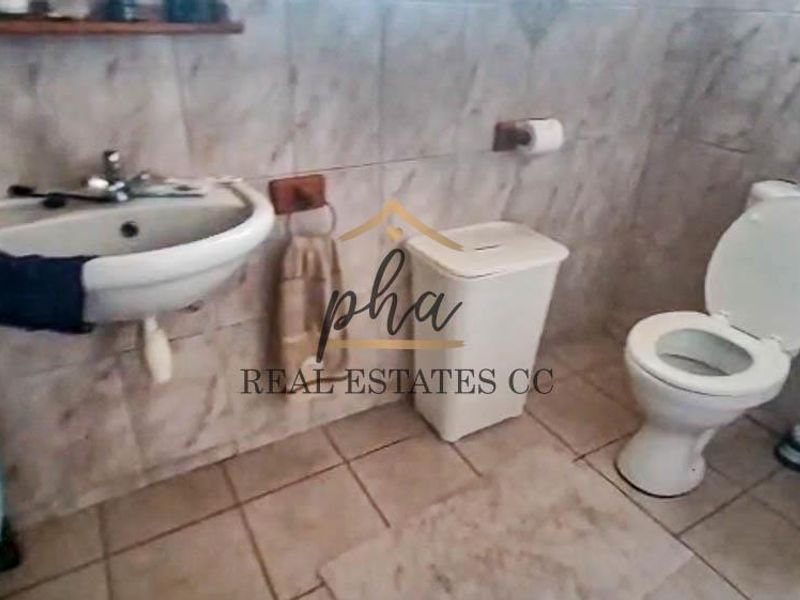 Coastal Home - Photo 10