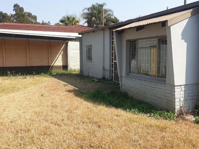 Ideal Location Developer's Dream - Photo 4