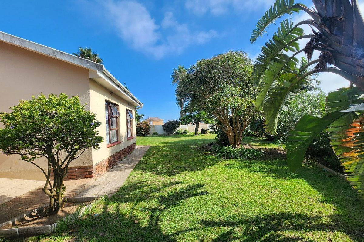 A home for the whole family to enjoy - Photo 2