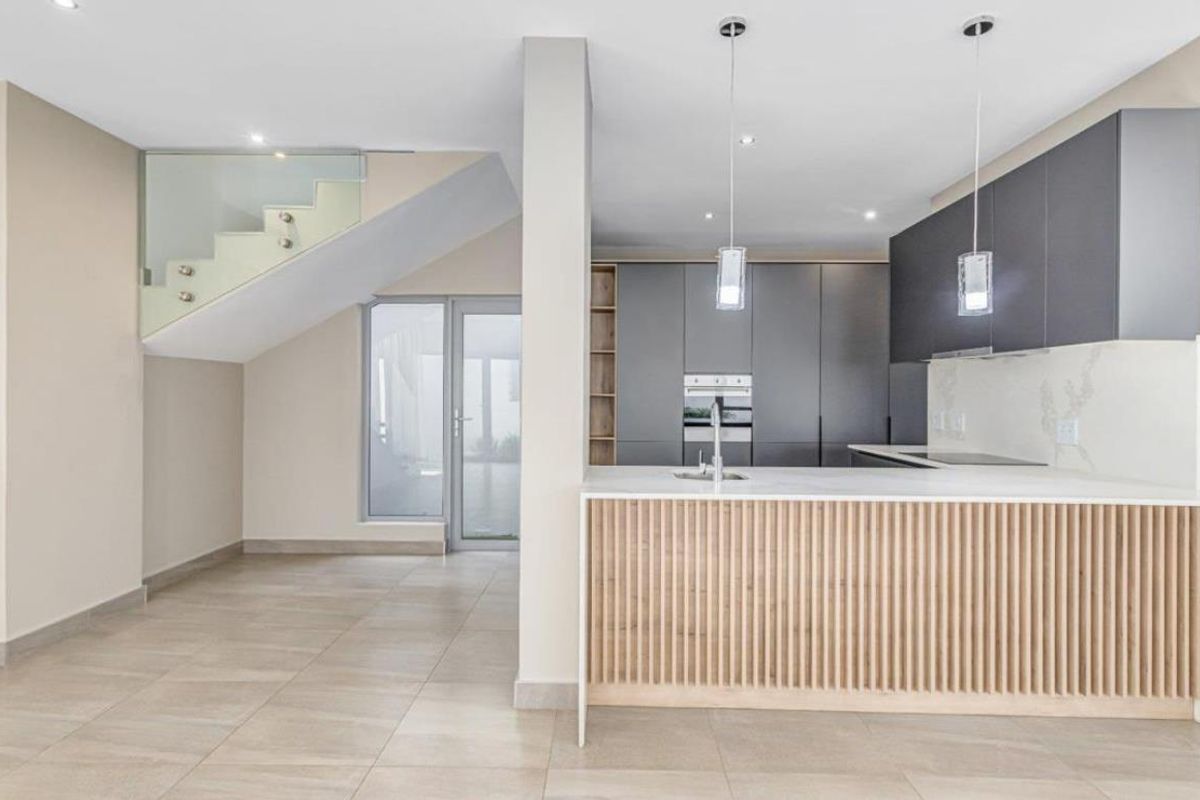 Step into a life where privacy, security, and understated luxury exist in perfect harmony. - Photo 5