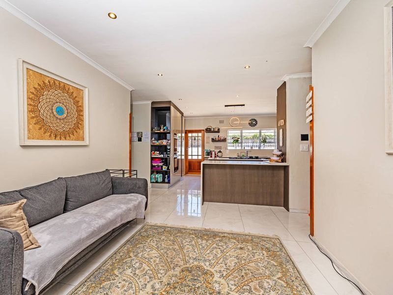 Striking Modern Family Home with Designer Finishes and Effortless Entertaining in Prime Panorama - Photo 5