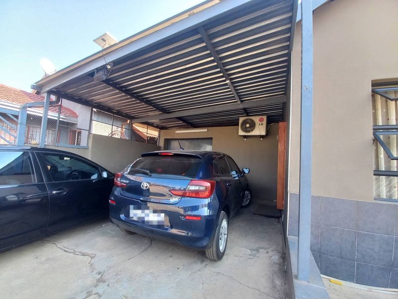 Four bedrooms house for sale in Lotus Gardens - Photo 4