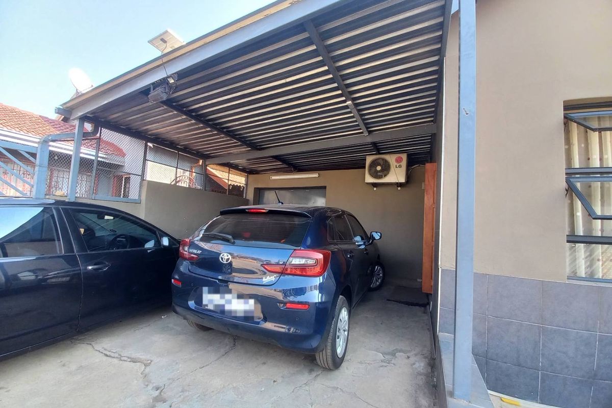 Four bedrooms house for sale in Lotus Gardens - Photo 4