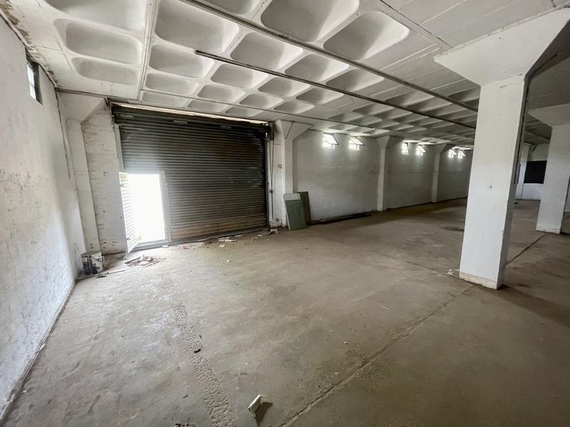 Hendra - 710m2 Commercial / Industrial Warehouse for Rent - Photo 3