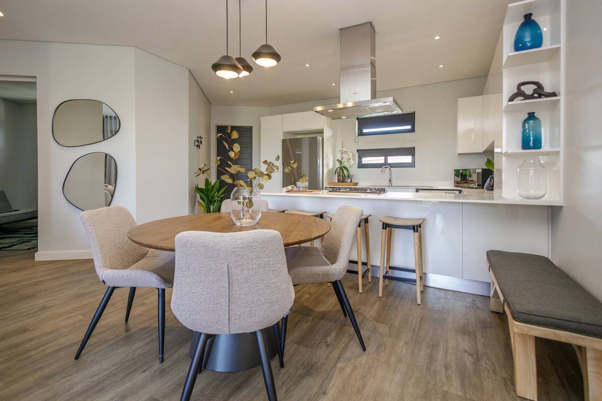 Luxurious 3 Bed Simplex Apartment in Steyn City at 104 on Creek - Photo 4