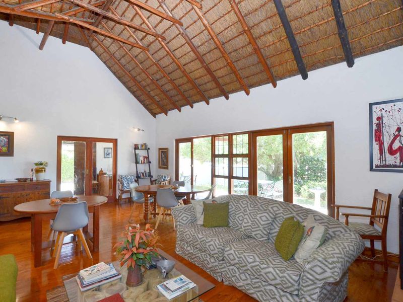 Elegant Seven Bedroom Home - Photo 2
