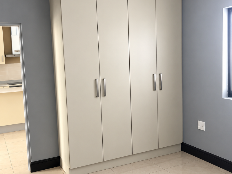 Modern 2 Bedroom/ 2 Bathroom Apartment for Sale - Photo 4