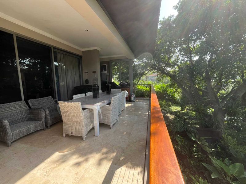 Beautifully apartment in Zimbali Plantation offers a fantastic opportunity for anyone looking for a stylish, low-maintenance home in a prime location - Photo 10