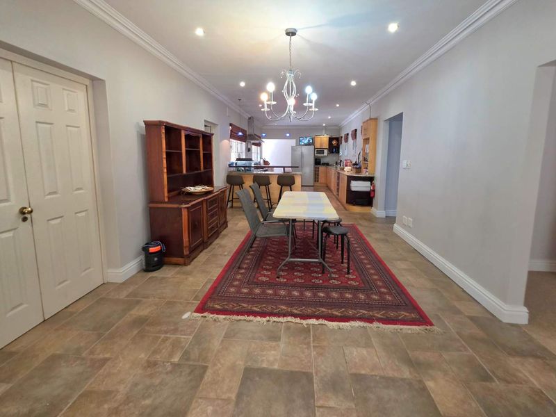 Versatile Family Home with Flatlet for Sale in Hillcrest | Pool, Level Land & Income Potential - Photo 8