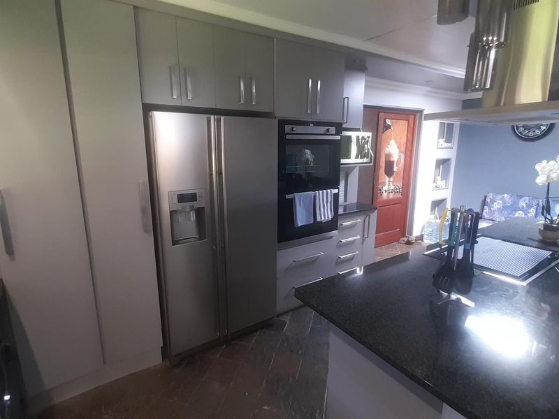 Mount Amanzi Timeshare Resort - Photo 9