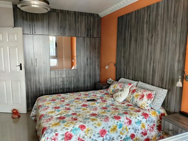 A comfortable and stylish apartment, with beautiful views. - Photo 3