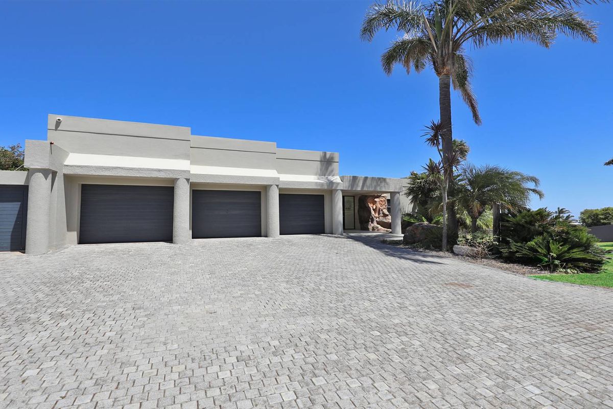 A True Masterpiece of Luxury Living in Plattekloof. - Photo 4