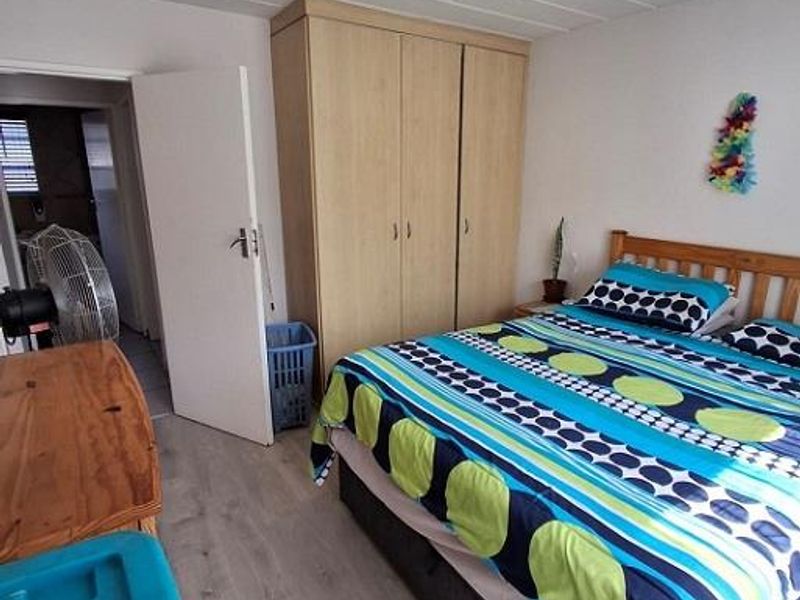 LIVE, PLAY, RELAX - Photo 8