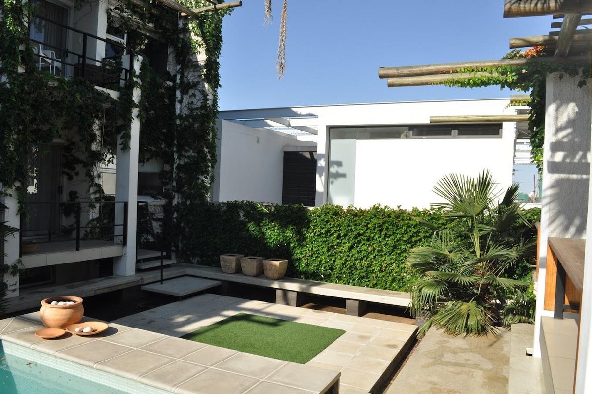 Beautiful Guesthouse For Sale - Photo 5