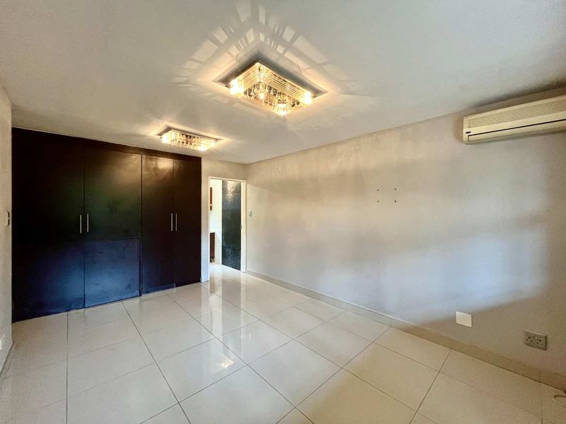 Hendra - 3 Bedroom simplex in Umgeni park - Photo 5