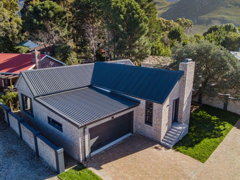 Brand New Home in Access Controlled Complex – Peace of Heaven, Kleinmond - Photo 2