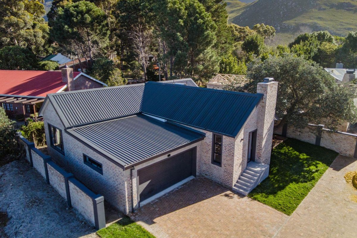 Brand New Home in Access Controlled Complex – Peace of Heaven, Kleinmond - Photo 2