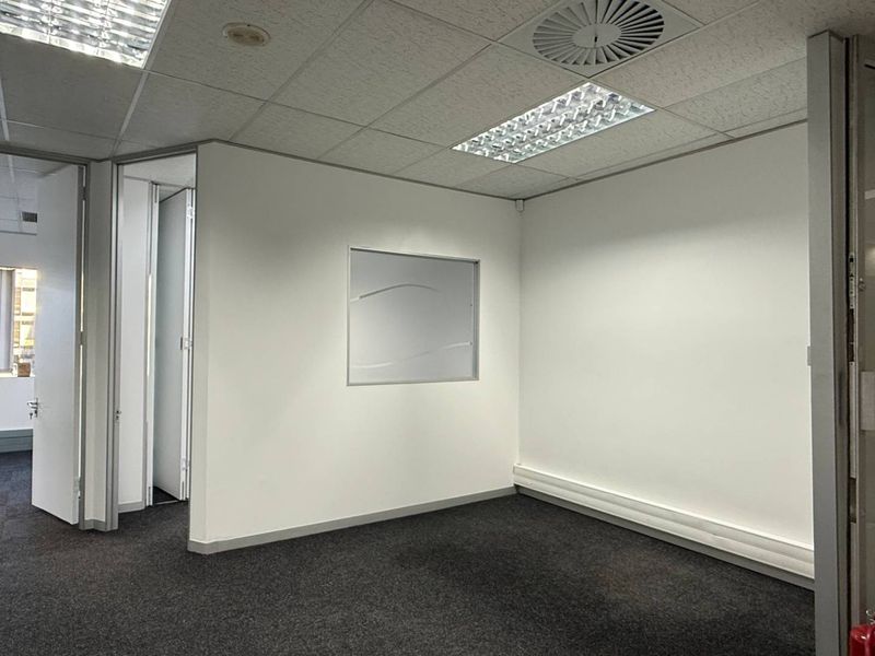 255m2 of prime CBD Office Space - Photo 3