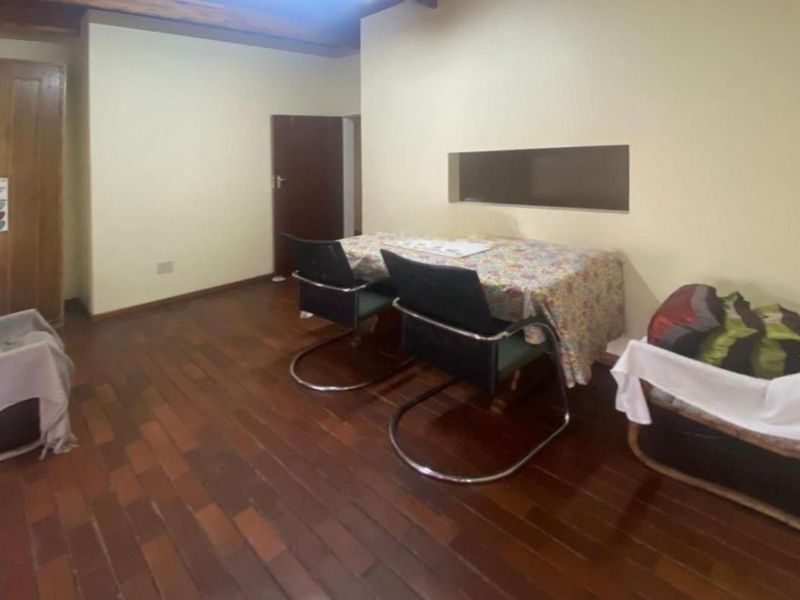 **Captivating Four-Bedroom Home in Ladybrand: Your Dream Lifestyle Awaits!** - Photo 7