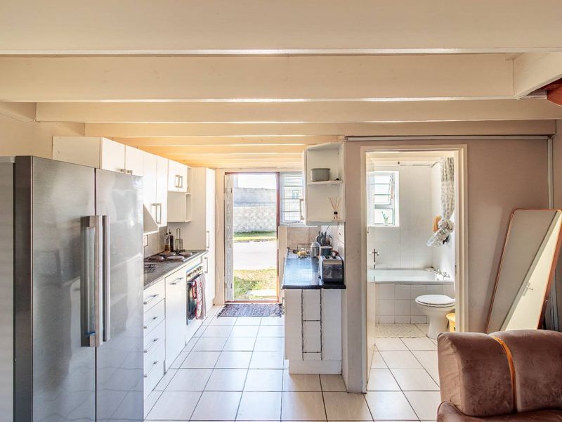 Starter Home - Walmer Link - Photo 10