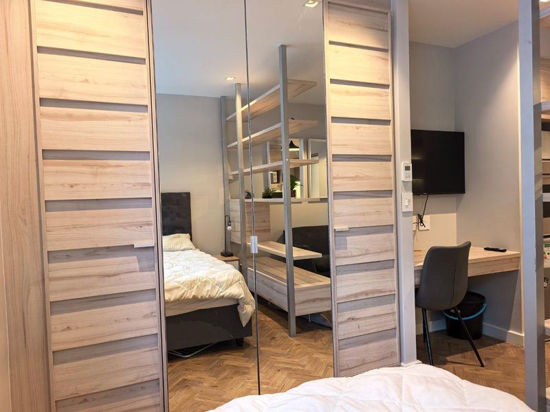 Stylish 28sqm Furnished Micro Apartment – Foreshore Place - Photo 8