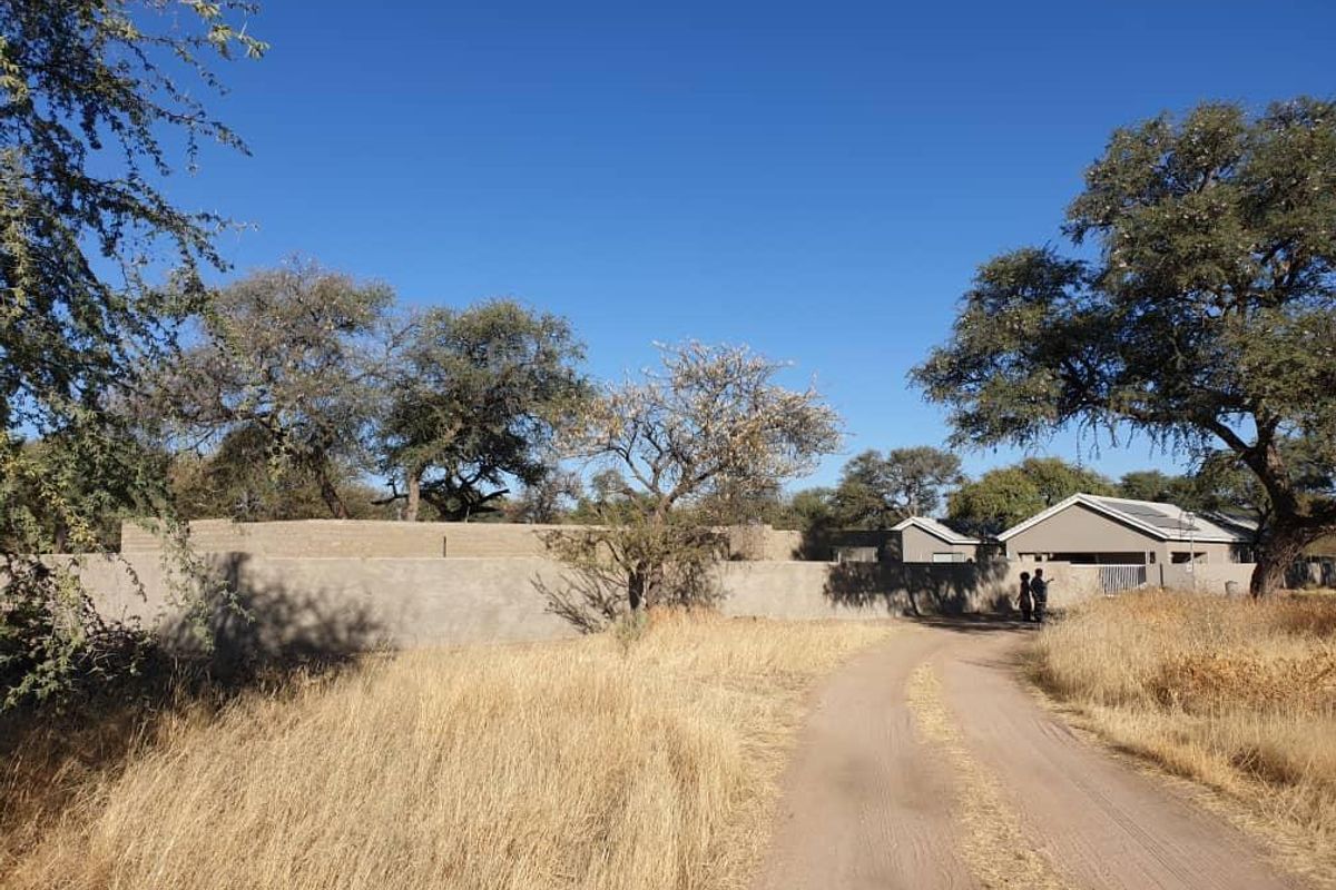 LIFESTYLE RIVER ESTATE ERF FOR SALE IN OKAHANDJA - Photo 2