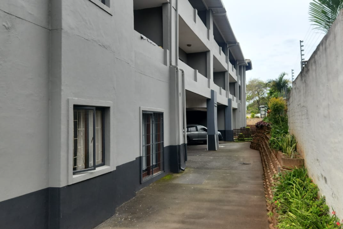 Apartment Building Durban North - Photo 4