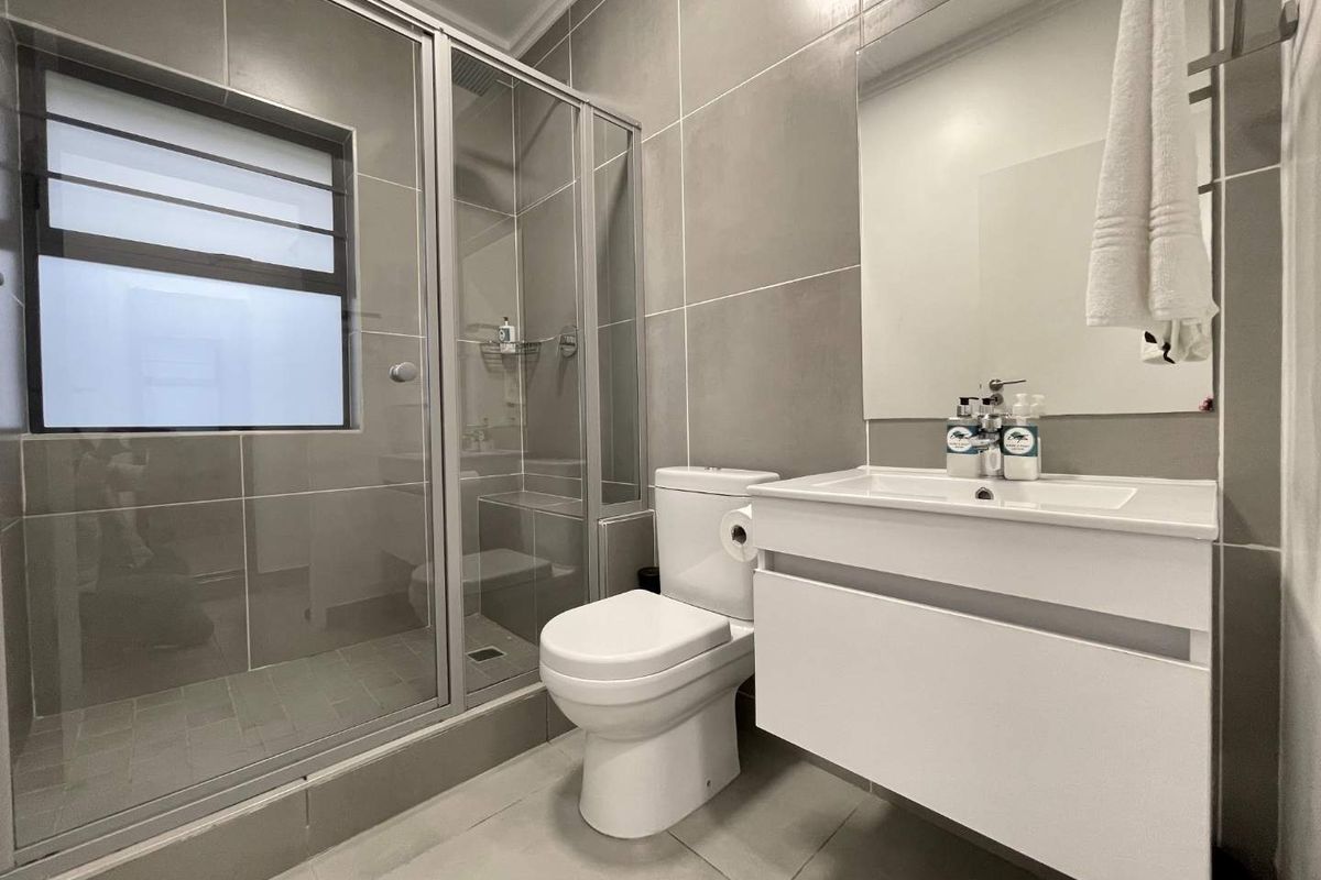 2 Bedroom Ground Floor apartment in Ballito - Photo 4