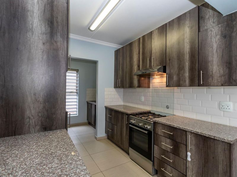 Modern house available to rent - Photo 4