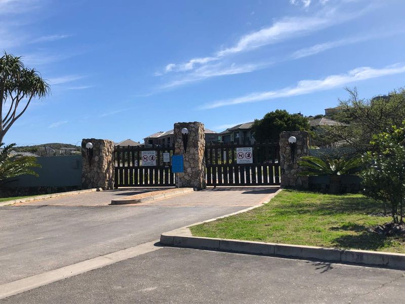 Experience Peace and Security in Num Num Estate - Photo 10