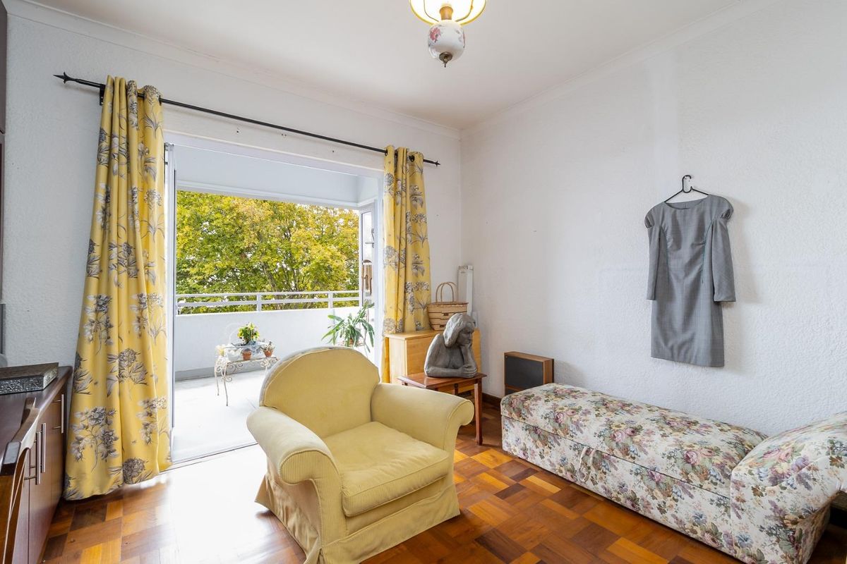 Spacious 2 Bedroom Apartment in Kenilworth Upper - Photo 4