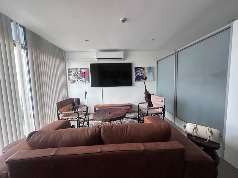 Fully Furnished Apartment For Rent At Freedom Plaza - Photo 9