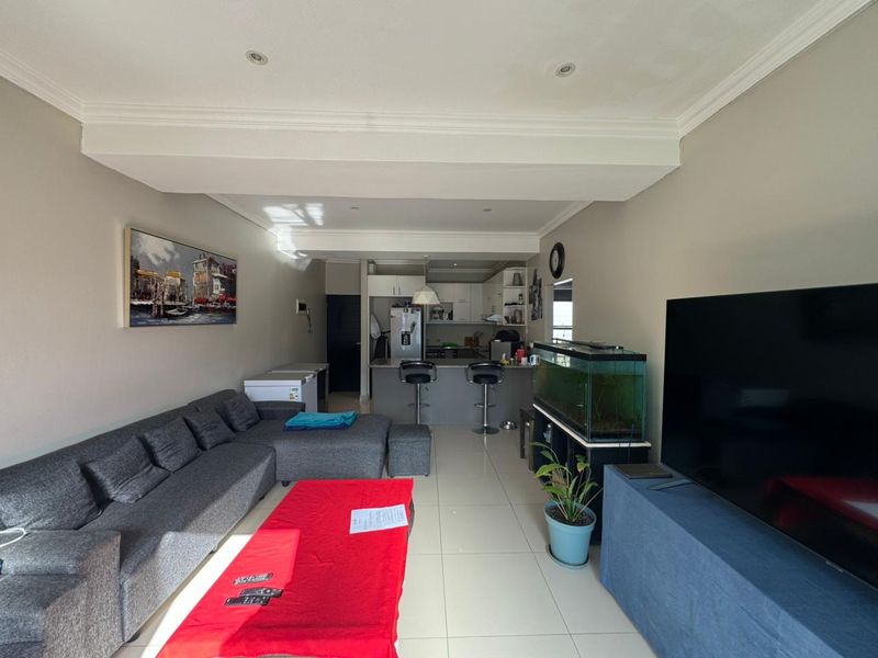 Modern two bedroom ground floor apartment - Photo 6