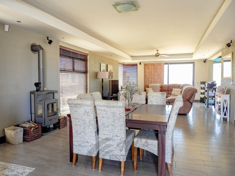 Spectacular House For Sale at Afrodite Beach - Photo 2