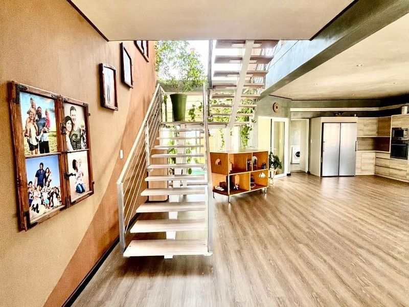 House with Flat for Sale, Kramersdorf, Swakopmund - Photo 10