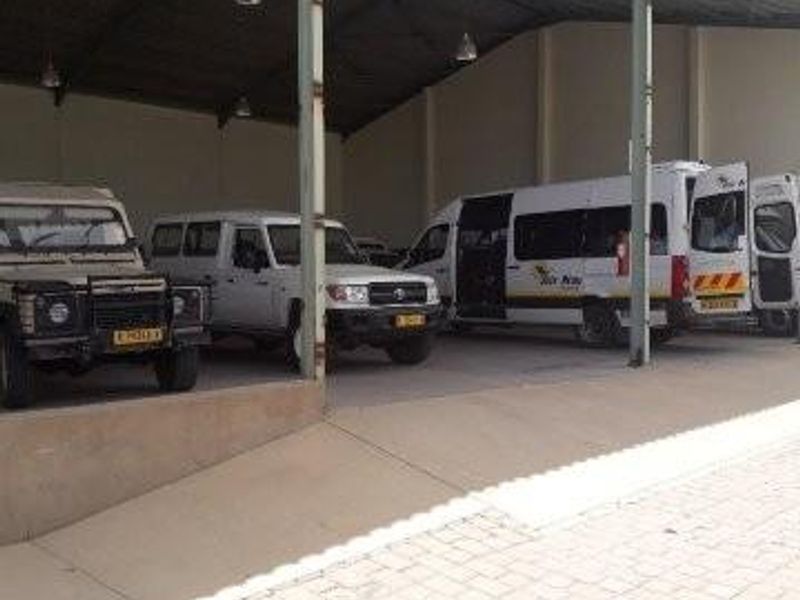 WAREHOUSE TO LET - LAFRENZ INDUSTRIAL. - Photo 5