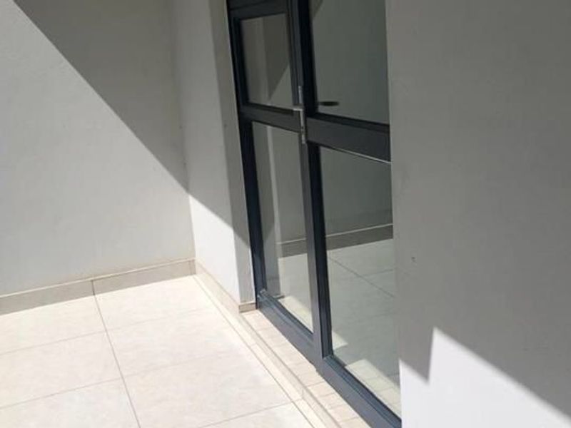 One Bedroom Apartment for Sale in Modderfontein - Photo 7